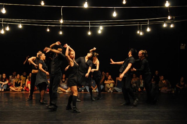 Bailarines celebran el Día Internacional de la Danza en el Casco Histórico